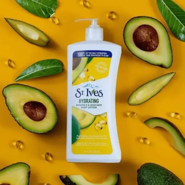 St Ives Hydrating Body Lotion